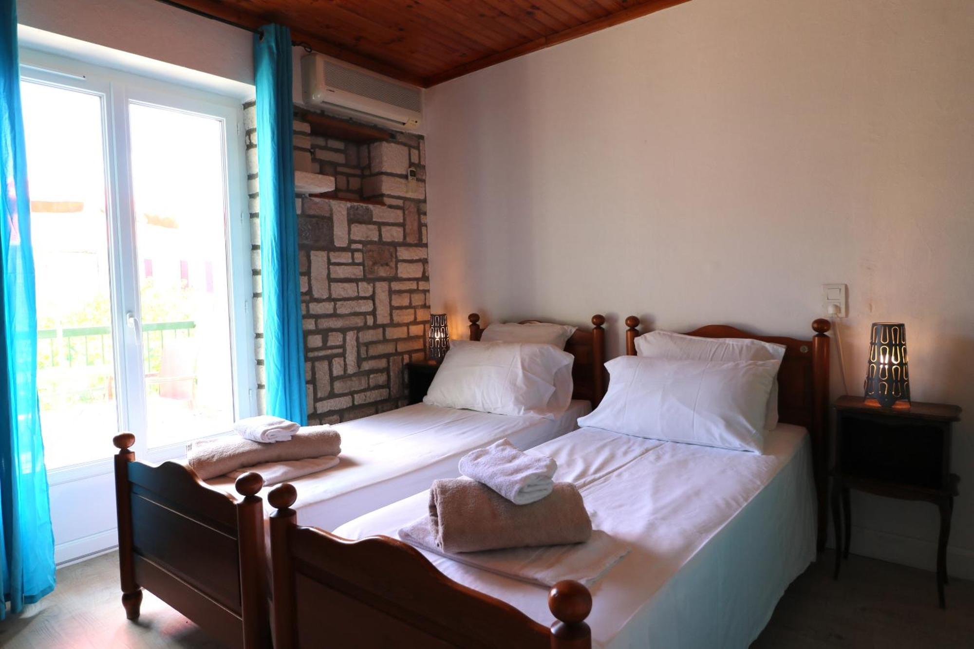 Hotel De L'Aven Orgnac-lʼAven Habitación foto